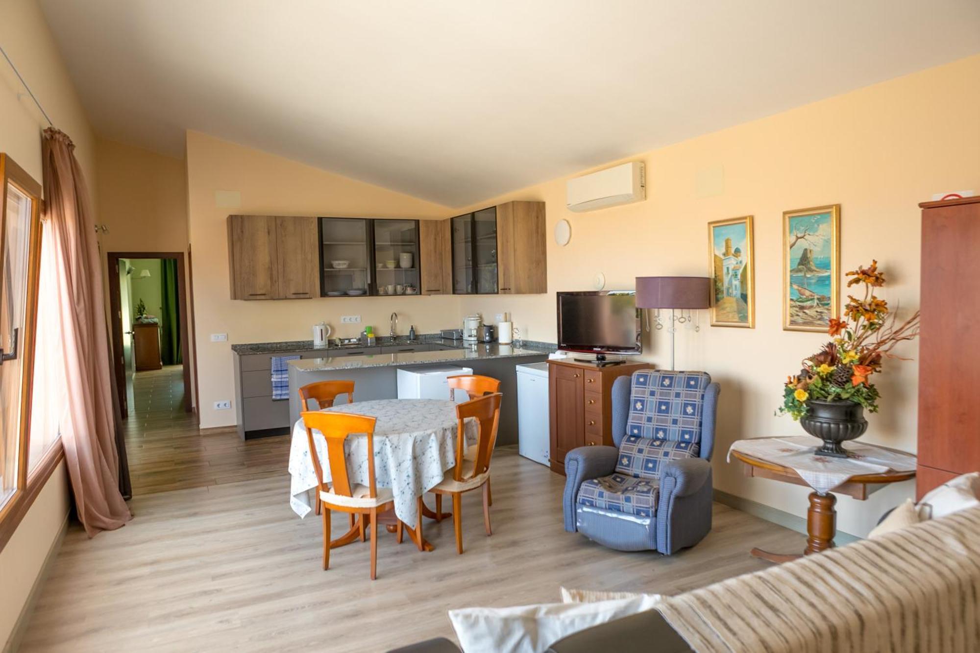La Amistad Apartamento En Chalet Con Piscina Compartida Calpe Exterior photo